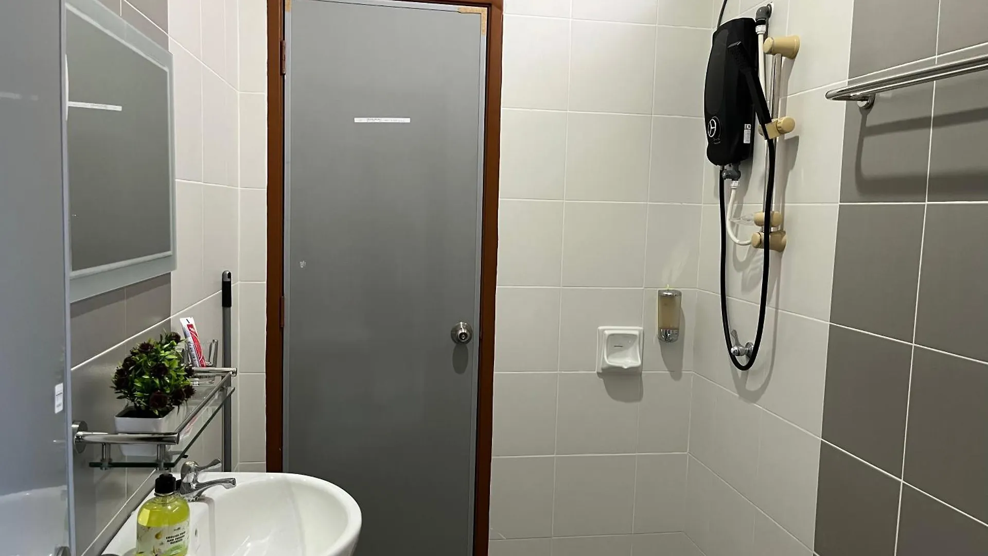 ג'והור בהרו Ariya Home ג'והור בהרו